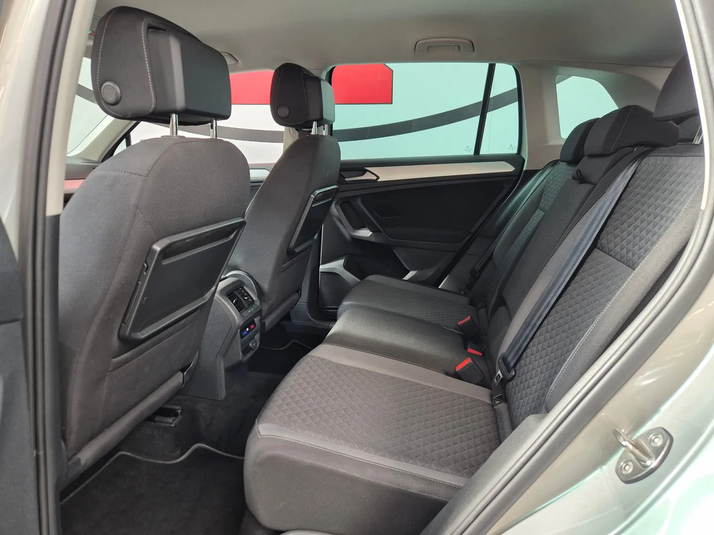 Zunanja slika - Volkswagen Tiguan - Comfort Edition 2.0 TDI SRC 4M - 6