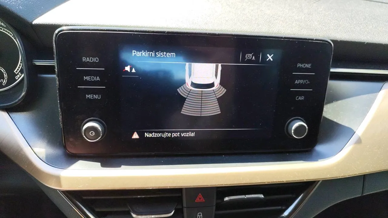 Notranja slika - Škoda Kamiq - 1.0 TSI - 17