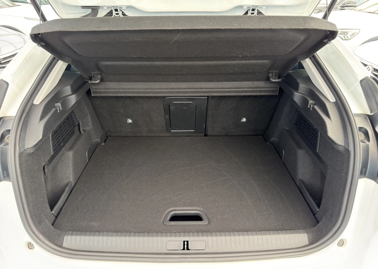 Zunanja slika - Citroën C4 - 1,2 PureTech 130 Feel Avt. - 20