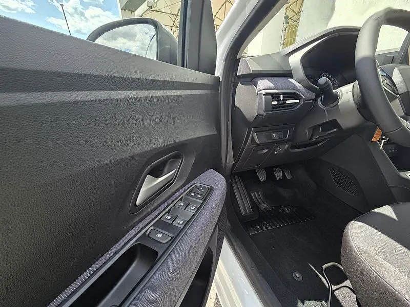 Zunanja slika - Dacia Sandero - Expression 1.0TCe + vzvratna kamera+vinjeta - 9