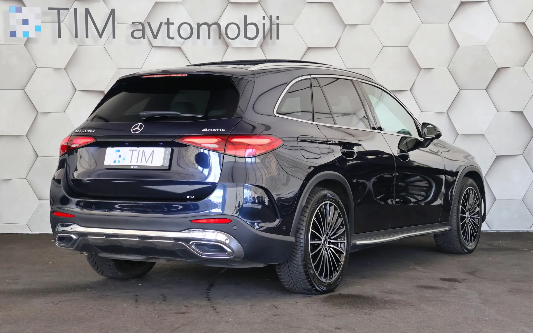 Zunanja slika - Mercedes-Benz GLC 220 - d 4-Matic 9G-Tronic AMG Line - 3