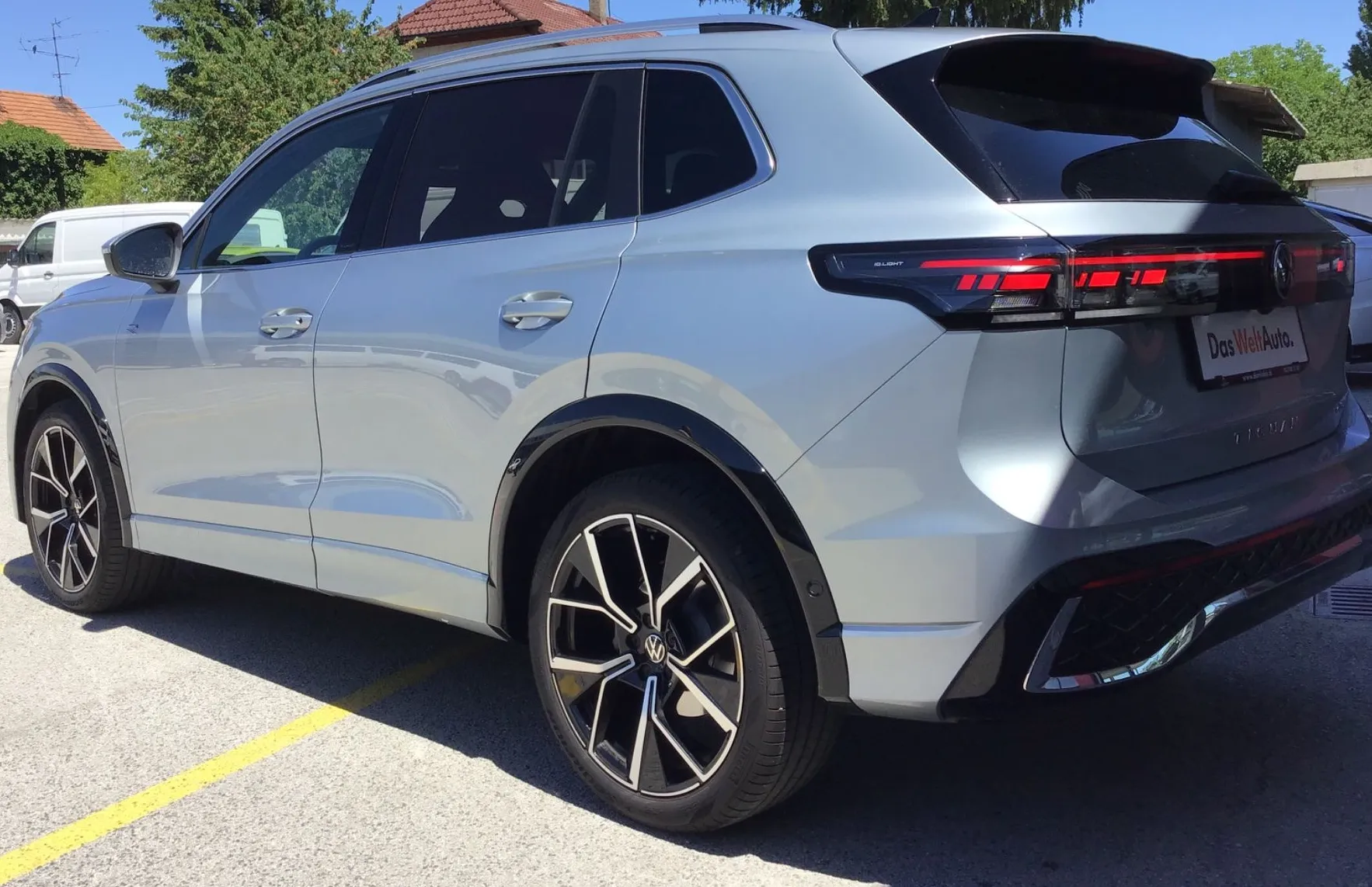 Zunanja slika - Volkswagen Tiguan - 1.5 eTSI BMT R-Line DSG - 7
