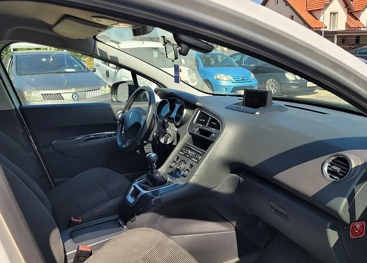 Zunanja slika - Peugeot 5008 - STYLE 1.6 HDI 110 FAP - 7