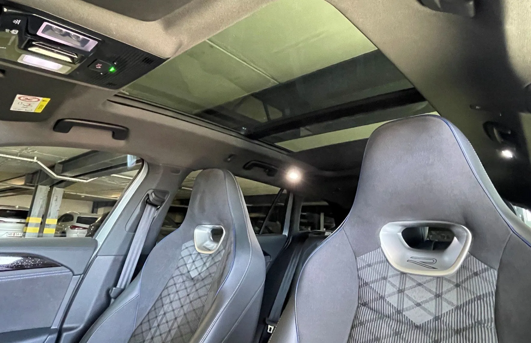 Zunanja slika - Volkswagen Passat - Variant 2.0 TDI BMT R-Line DSG LED. NAVI.KAMER360.PDC2X - 14