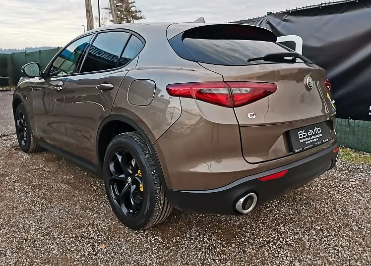 Zunanja slika - Alfa Romeo Stelvio - 2.2 Multijet AUT. AWD SPORT-NAVI-LED-USNJE-ALU19 - 5