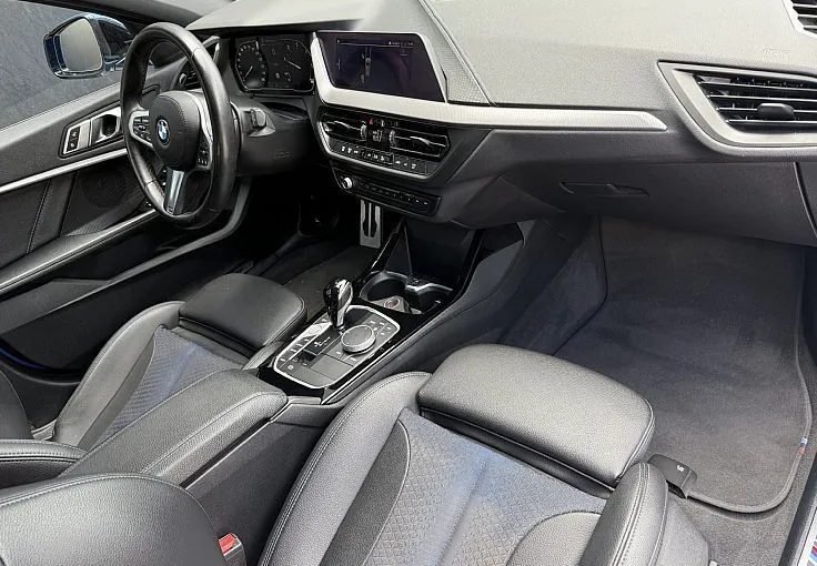 Zunanja slika - BMW Serija 1 - : 116d Avt. M Sport - 9