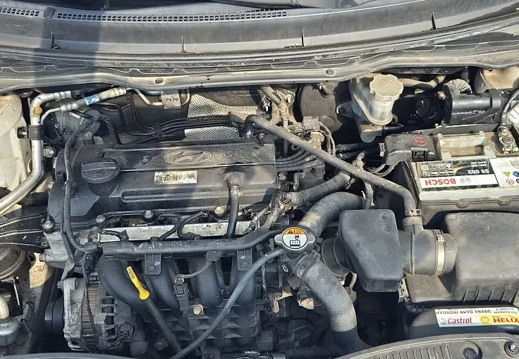 Zunanja slika - Hyundai i20 - 1.2 + 94.000km + 1.Lasntik + BREZ POLOGA - 12