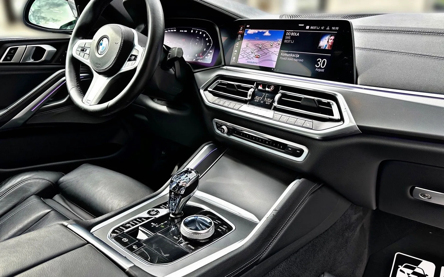 Notranja slika - BMW serija X6: - xDrive 40i+M PAKET+PANO+22COL+ICONIC GLOW... - 10