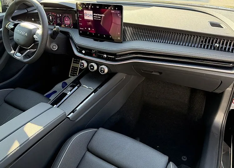 Zunanja slika - Škoda Superb - 1.5 TSI PHEV Sportline Combi 150 kW DSG - AKCIJA - - 9