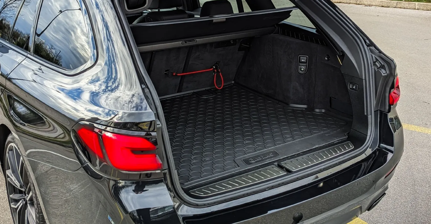 Zunanja slika - BMW Serija 5 - Touring: 530d xDrive M SPORT PAKET Head-Up Navi Kljuka - 15
