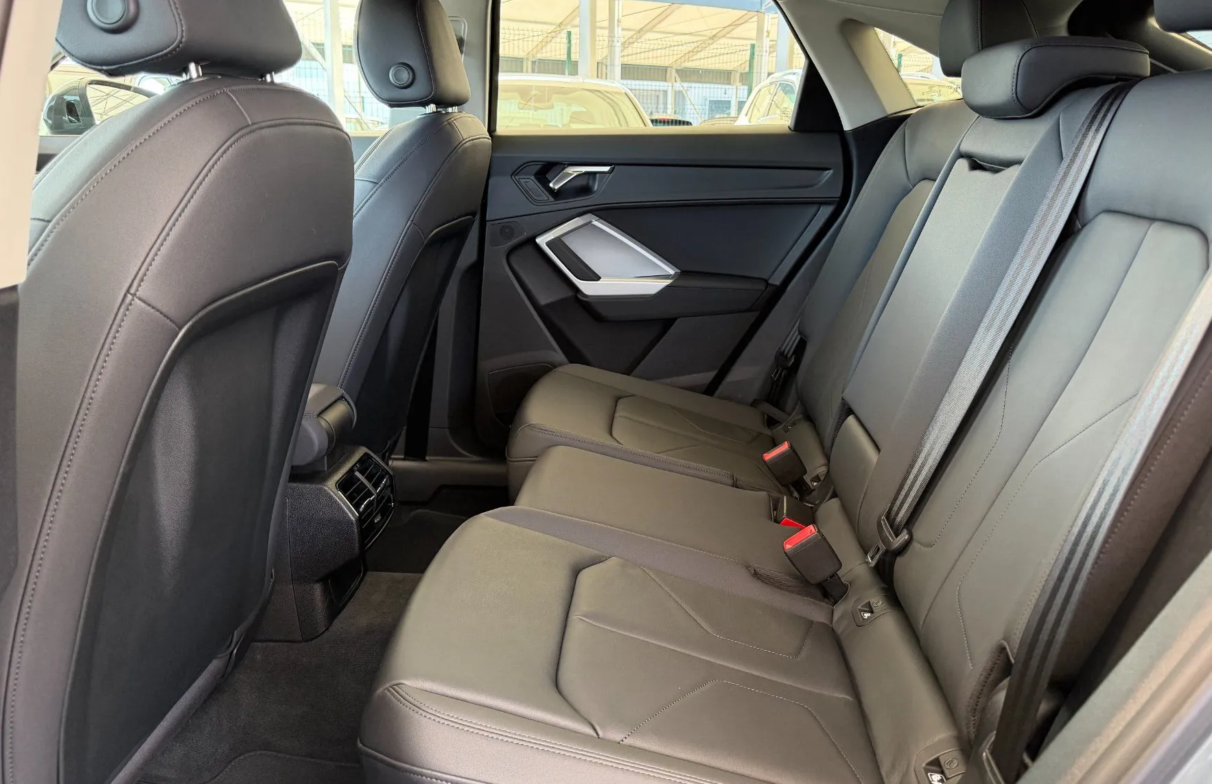 Zunanja slika - Audi Q3 - Sportback S LINE 35 TFSI S TRONIC - KAMERA - USNJE - LED - 10