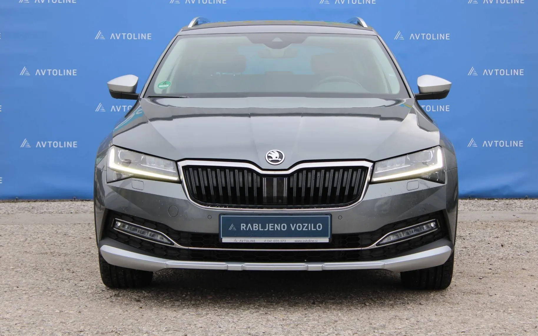 Zunanja slika - Škoda Superb - 2.0 TDI Scout DSG 4X4 147kW MATRIX ACC SIDE AST .. - 3