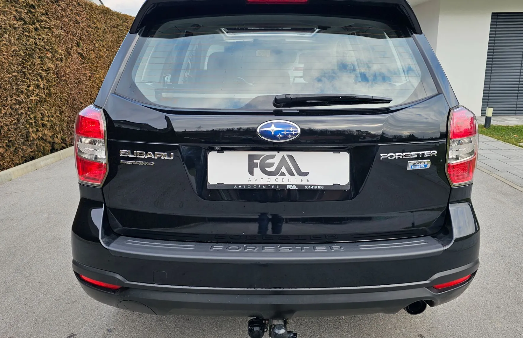 Zunanja slika - Subaru Forester - 2.0D-4X4-1 LASTNIK-PANORAMA-XENON-LED-ODLIČEN - 8