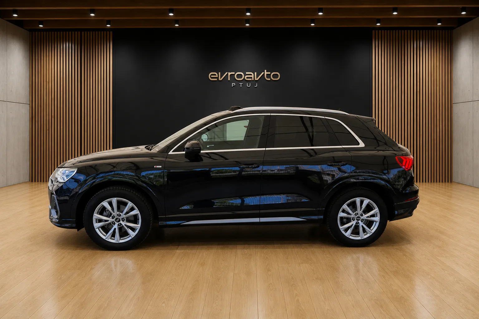 Notranja slika - Audi Q3 - 35 TDI S line•Panoramska streha•Aktivni tempom KGV - 7