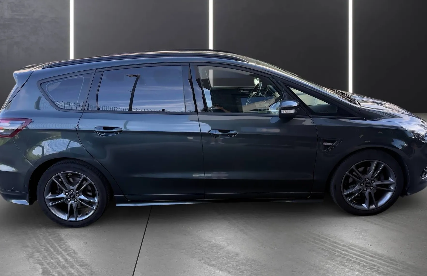 Zunanja slika - Ford S-MAX - 2.0 ST LINE FULL LED NAVI PDC MEMORY TOP - 7