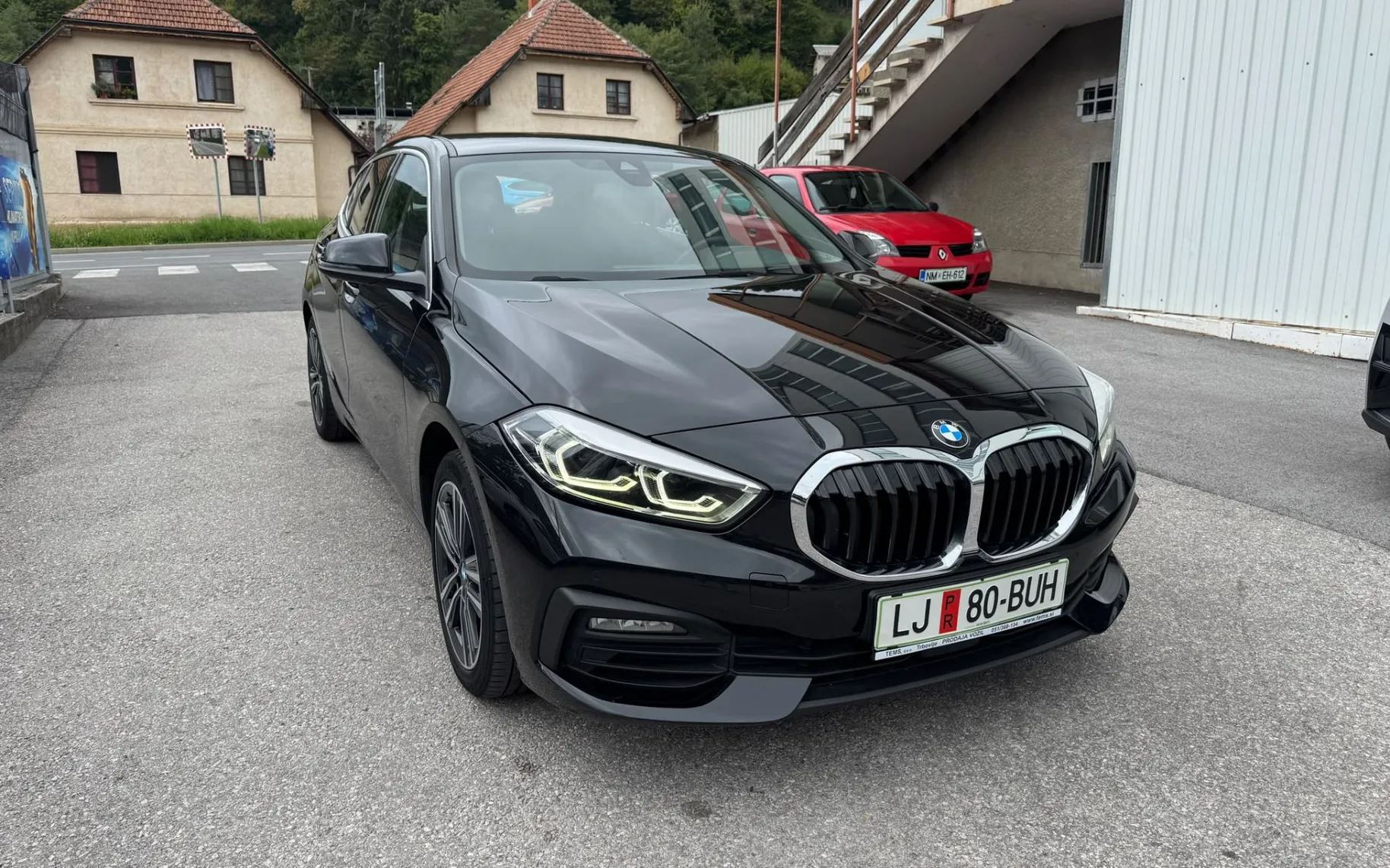 Zunanja slika - BMW Serija 1 - 116d - BUSINESS DESIGN - 3