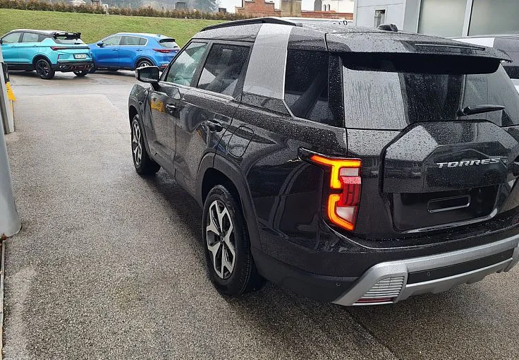 Zunanja slika - KG Mobility Torres - 1.5 T-GDi Adventure 4x4 A T - 7