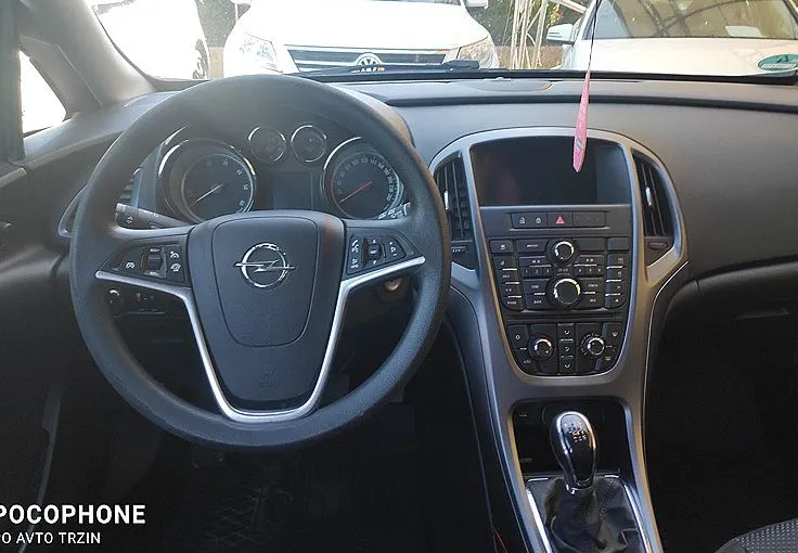 Zunanja slika - Opel Astra - Sports Tourer 1.6 CDTI-ALU-KLIMA-VELIKI SERVIS - 7