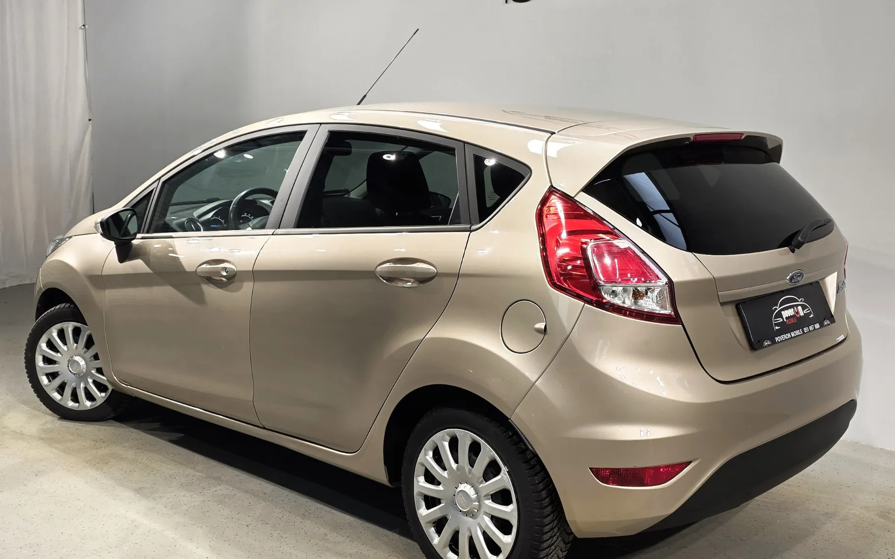 Zunanja slika - Ford Fiesta - 1,25 Trend SLO 1.LASTNIK - 3
