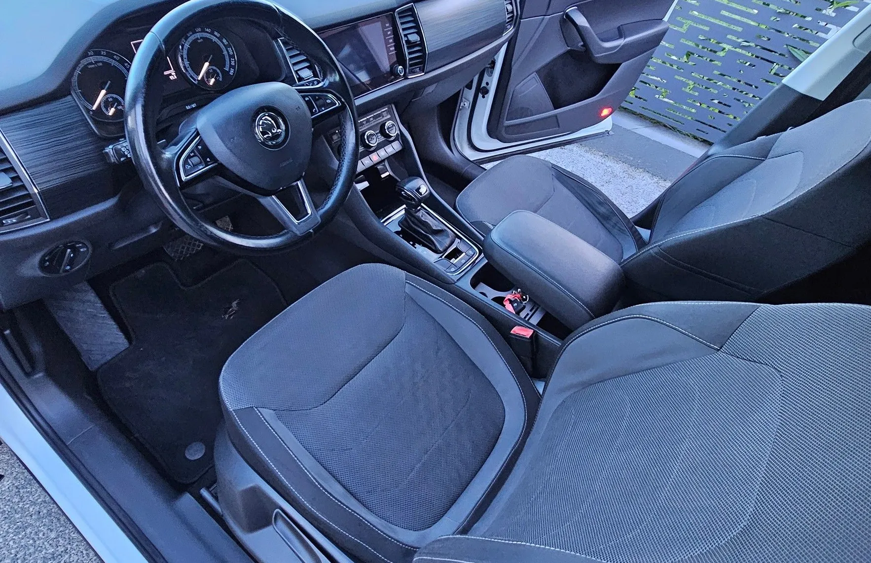 Zunanja slika - Škoda Kodiaq - 2.0 TDI Ambition DSG- NAVI-KAM.-Le 144.000km- ODL - 2