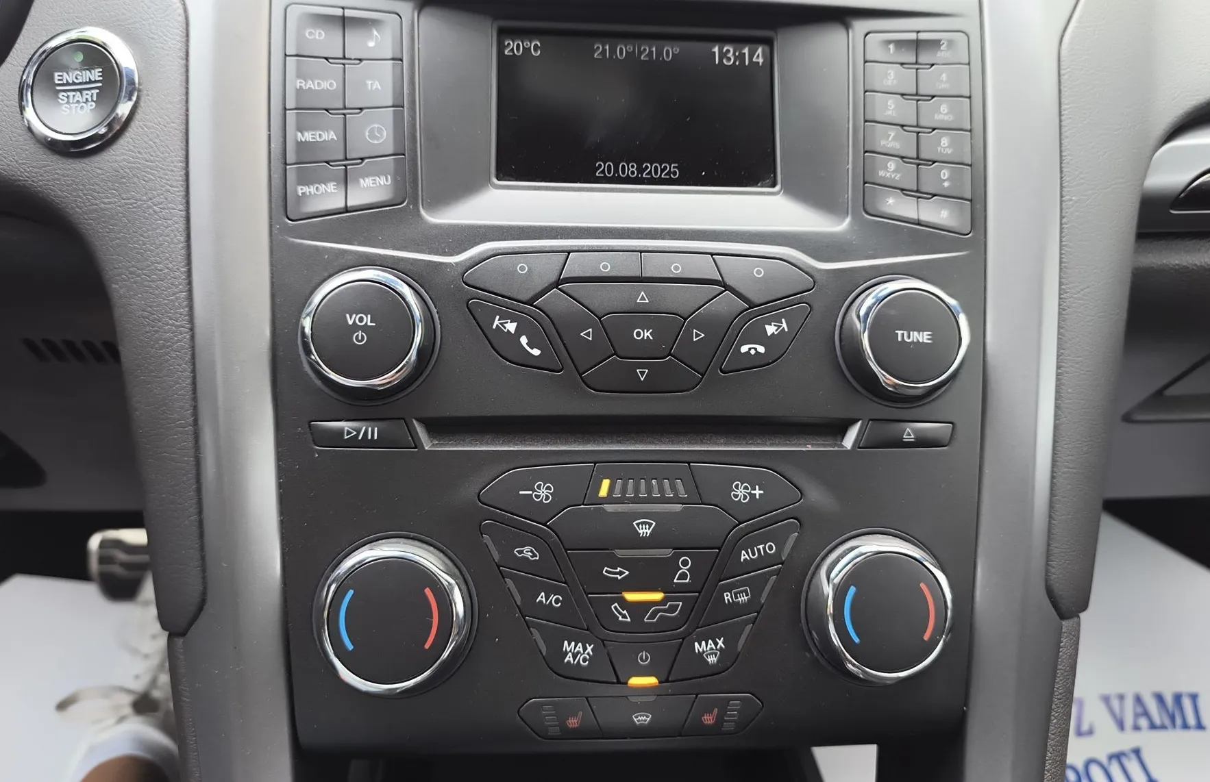 Zunanja slika - Ford Mondeo - 2.0TDCi ST LINE180PS-AWD-1.LAST.-LED-PANO-5 VRATNI - 14