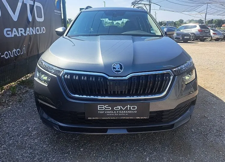 Zunanja slika - Škoda Kamiq - Ambition 1.0 TSI 70 kW ZELO LEP - 2