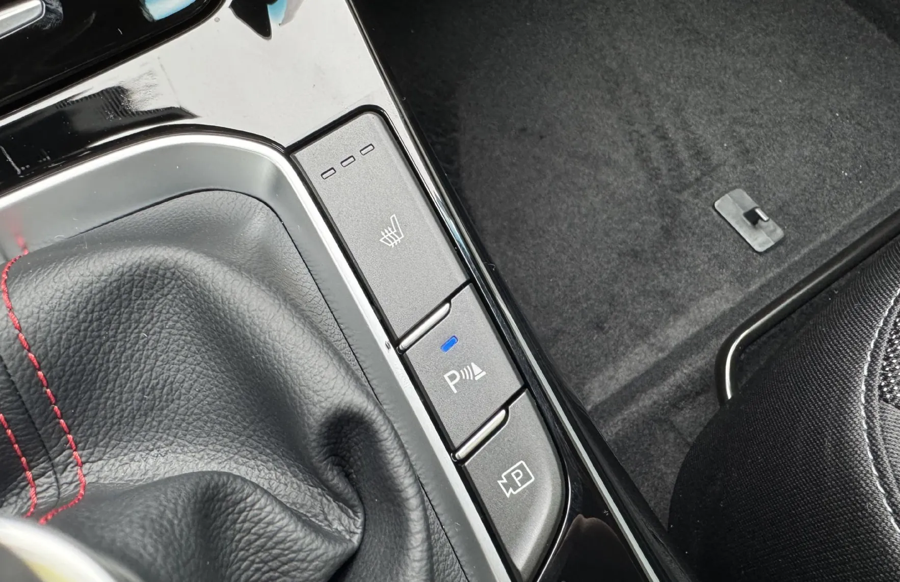 Zunanja slika - Hyundai i30 - 1.5 T-GDI 140 MHEV PREMIUM - 12