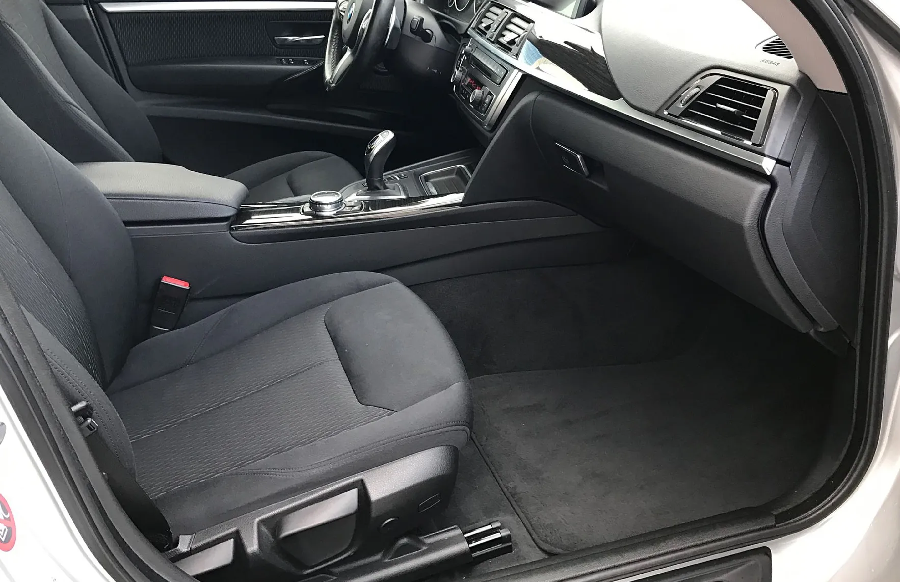 Zunanja slika - BMW Serija 3 - Gran Turismo: 320d xDrive  NEPOZABNO DOŽIVETJE - 10
