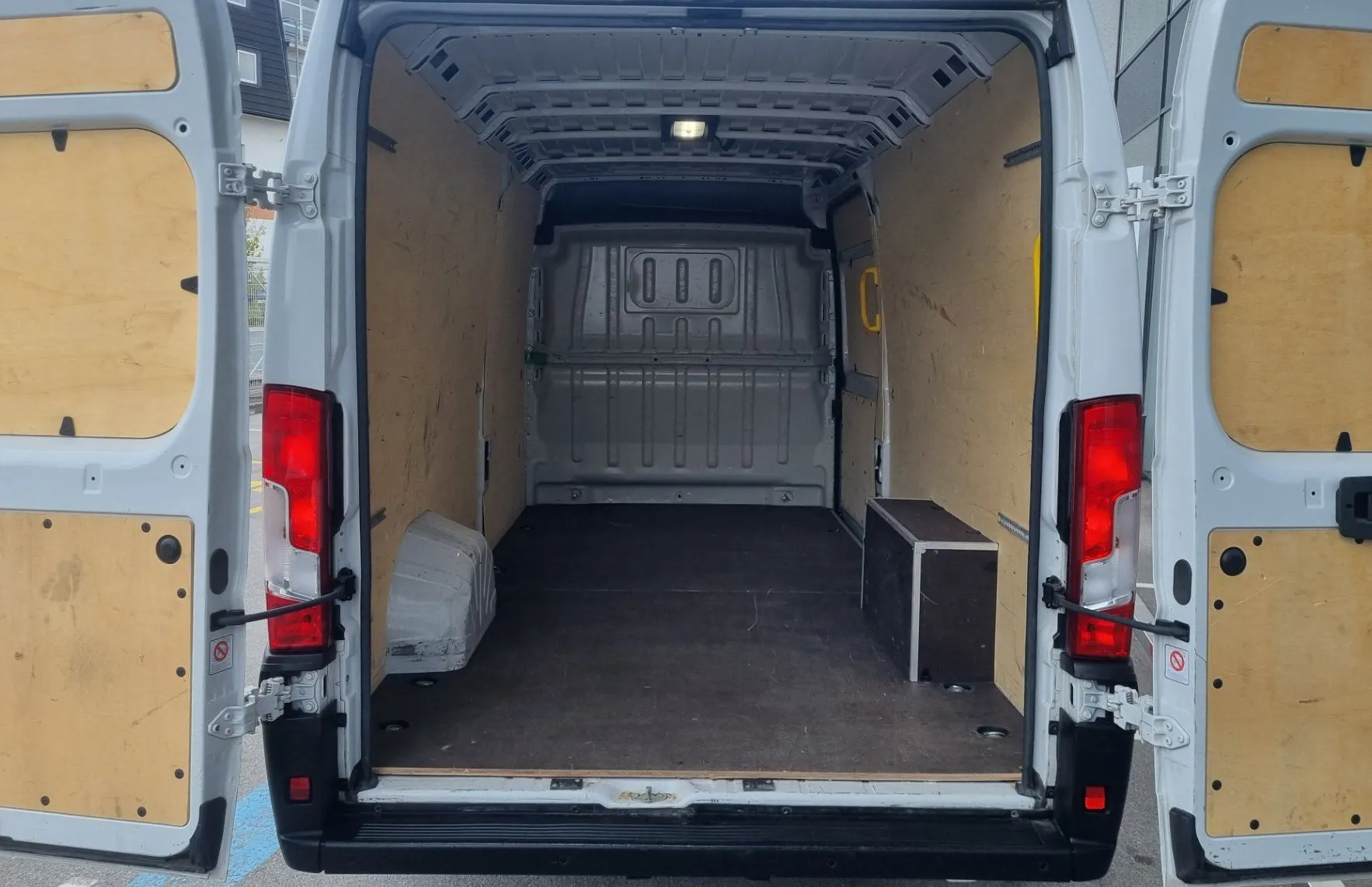 Zunanja slika - Opel Movano - 2.2 BHDi - 9