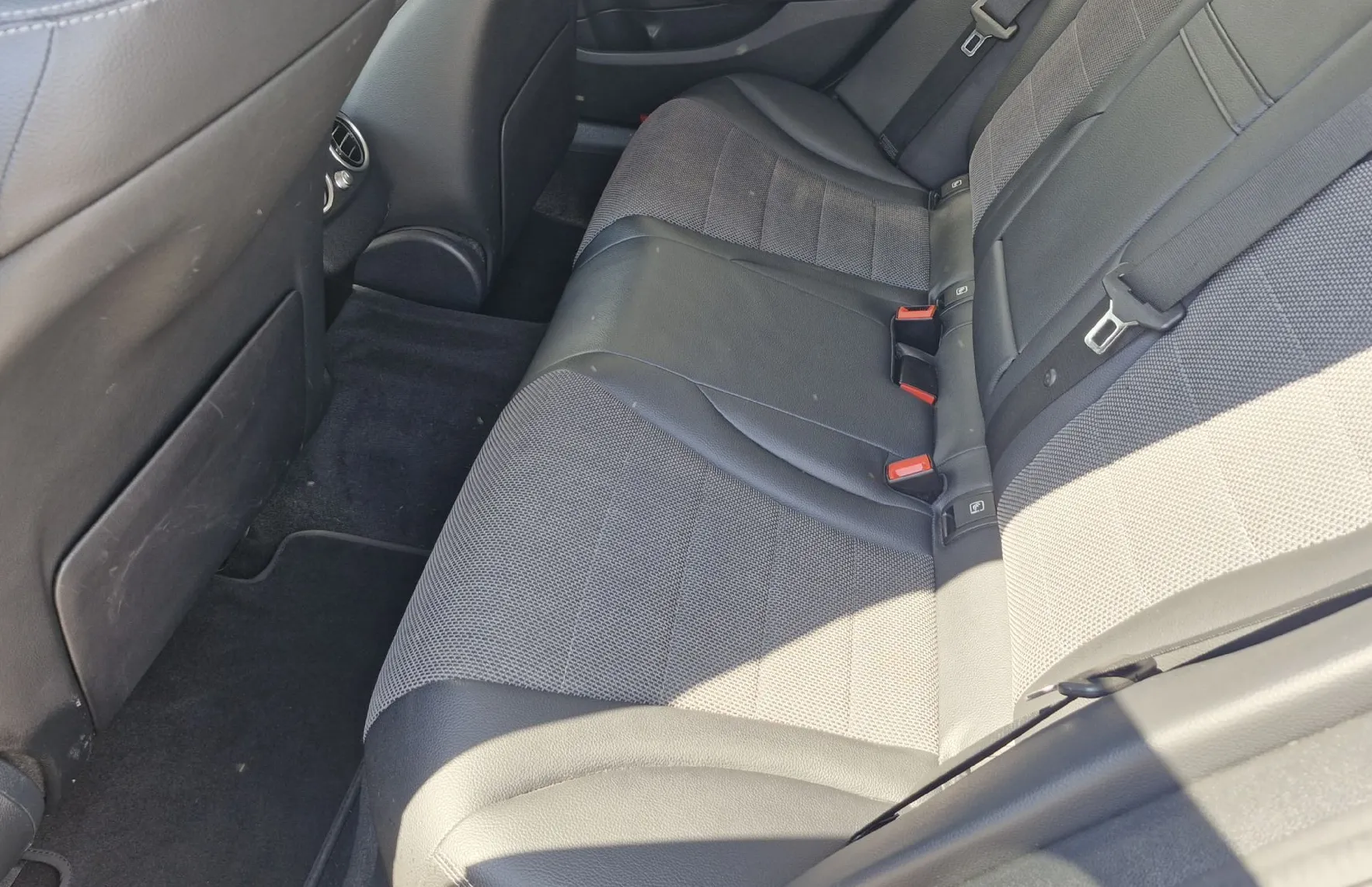 Zunanja slika - Mercedes-Benz C-Razred - C 300 e T Exclusive Avt. BENCIN+ ELEKTRIKA - 9