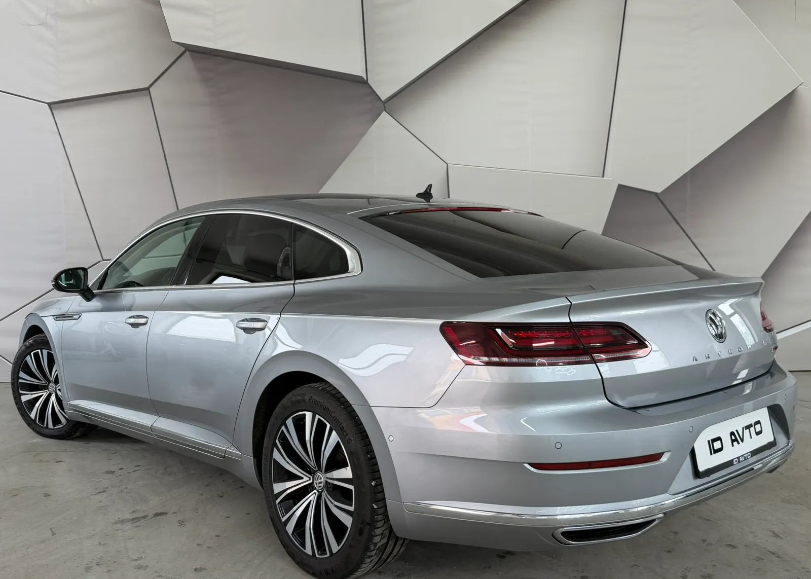 Zunanja slika - Volkswagen Arteon - 2,0 TDI BMT R-Line DSG 4M - 2