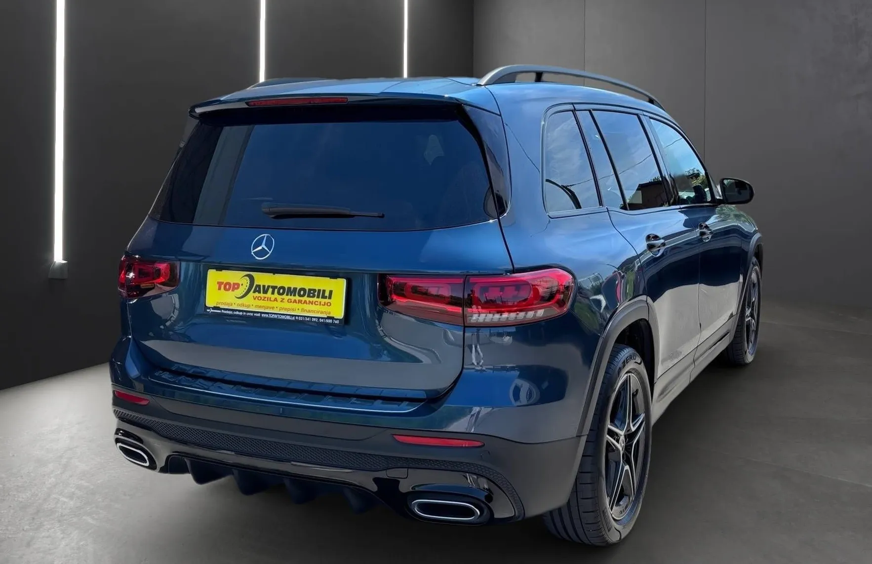 Zunanja slika - Mercedes-Benz GLB-Razred - GLB 200 d AMG BLACK EDITION PANORAMA KAMERA 7 SE - 8