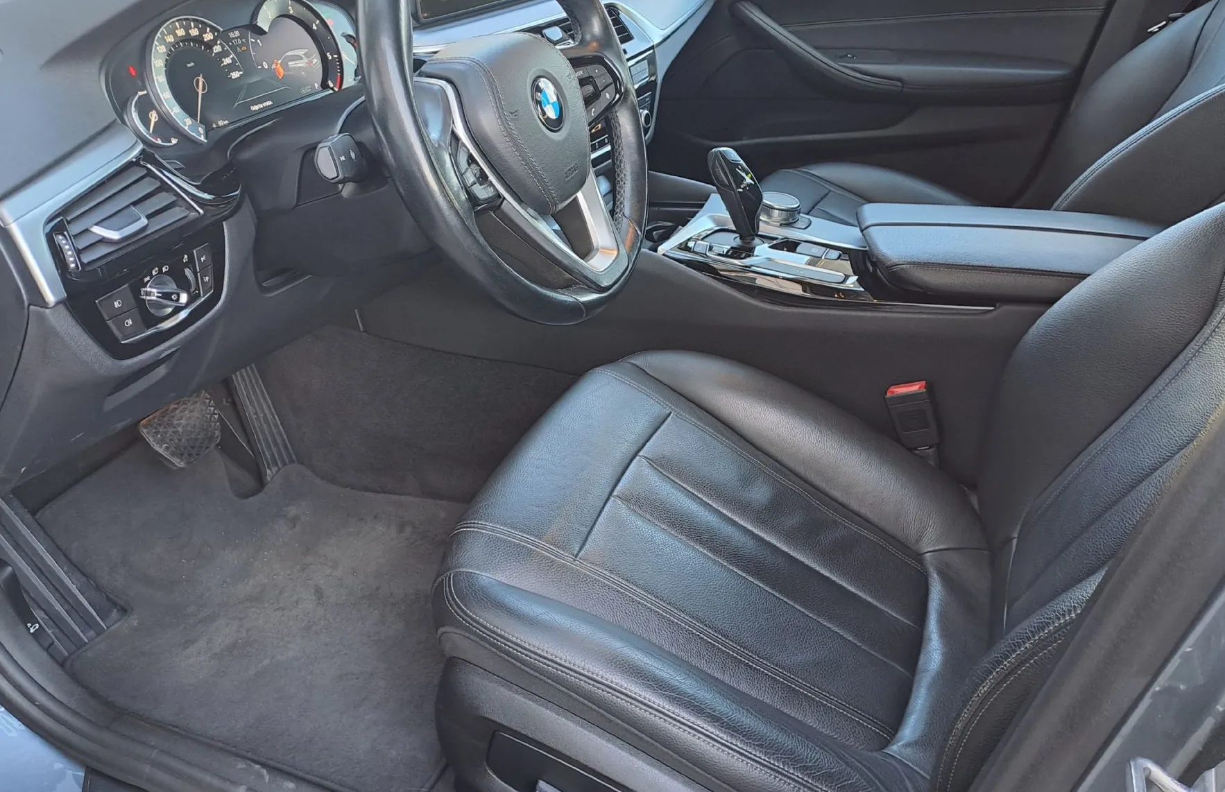 Zunanja slika - BMW Serija 5 - Touring: 520d xdrive - 5