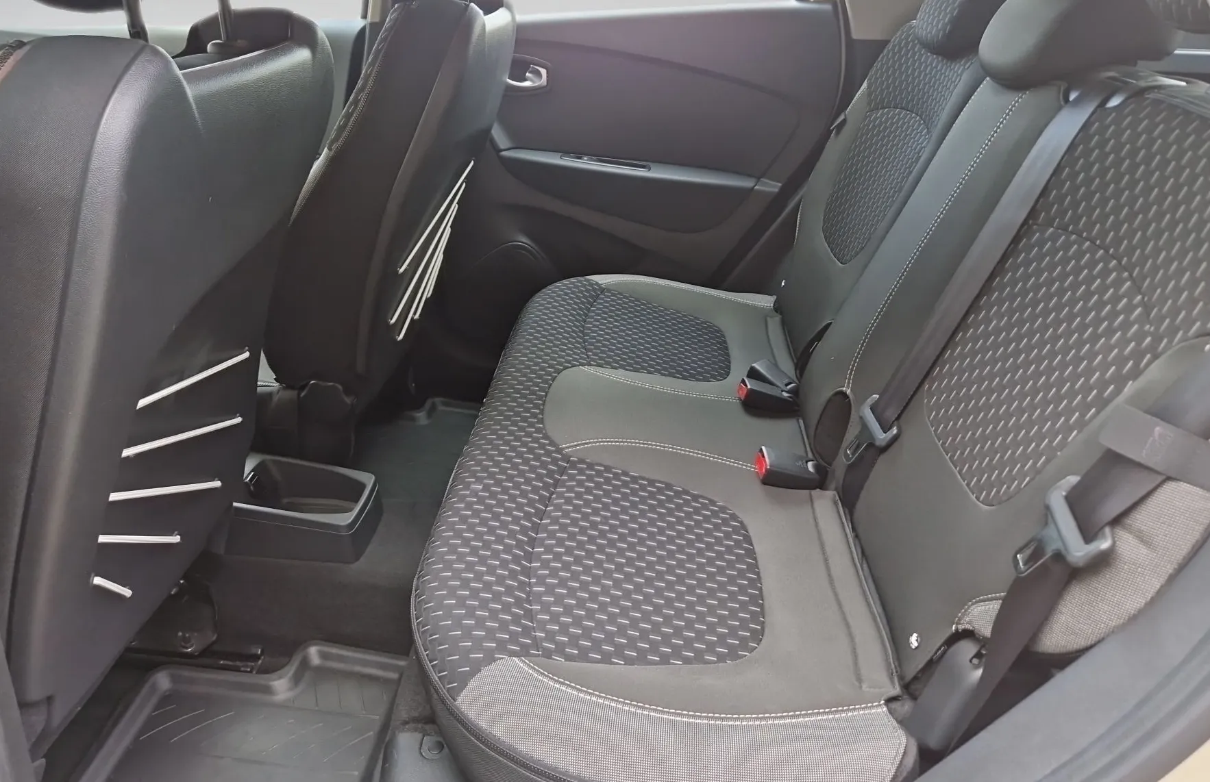 Zunanja slika - Renault Captur - Intens Energy TCe 120 - 14
