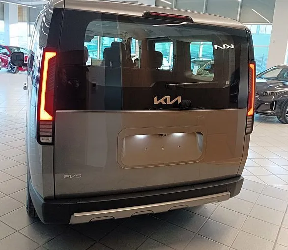 Zunanja slika - KIA PV5 - 71.2 kWh baterija 120 kW 163 KS  Quantum - 4