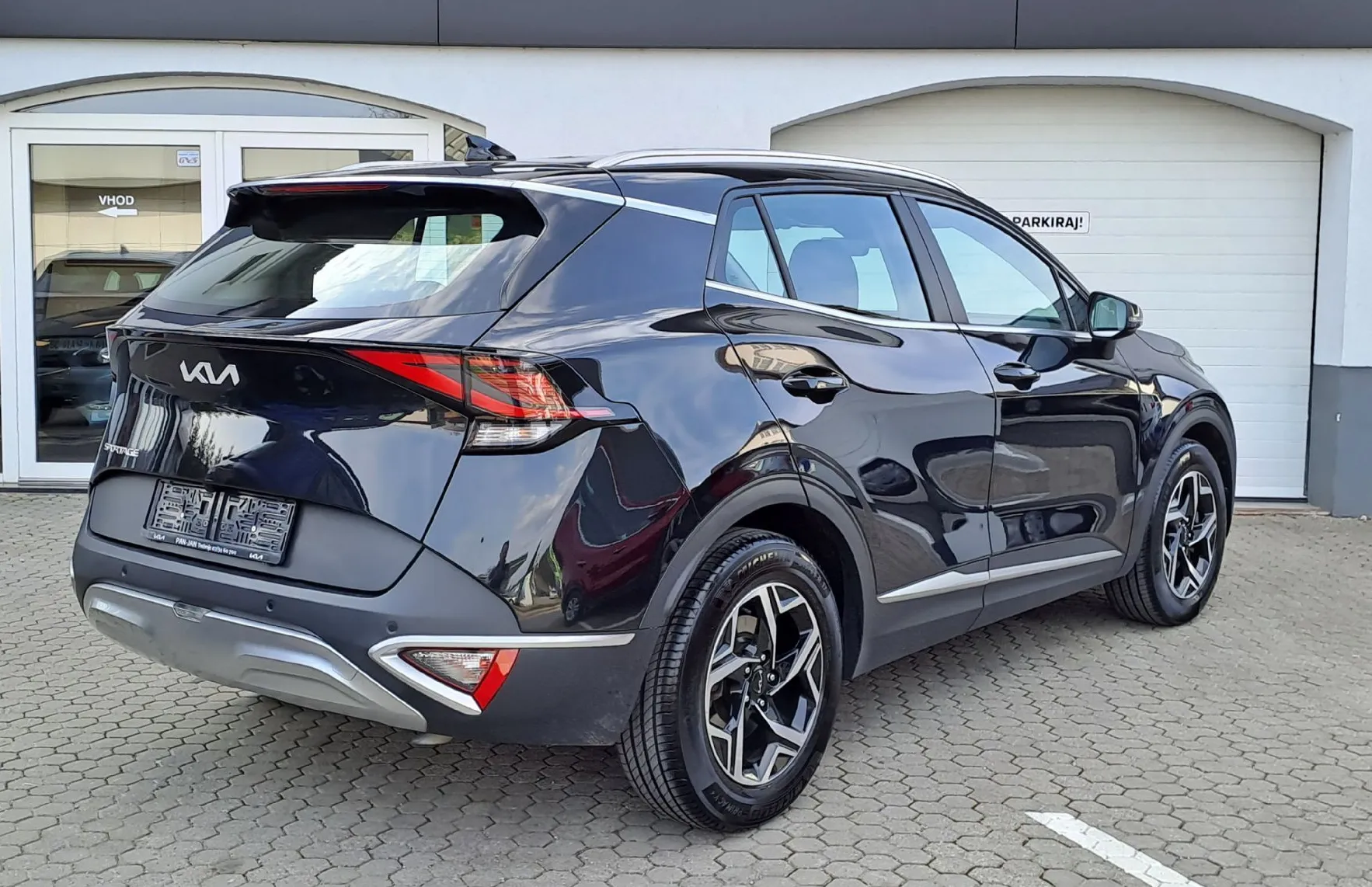 Zunanja slika - KIA Sportage - 1.6 T-GDi 118kW LX Fresh.ISG 7 DCT - 3