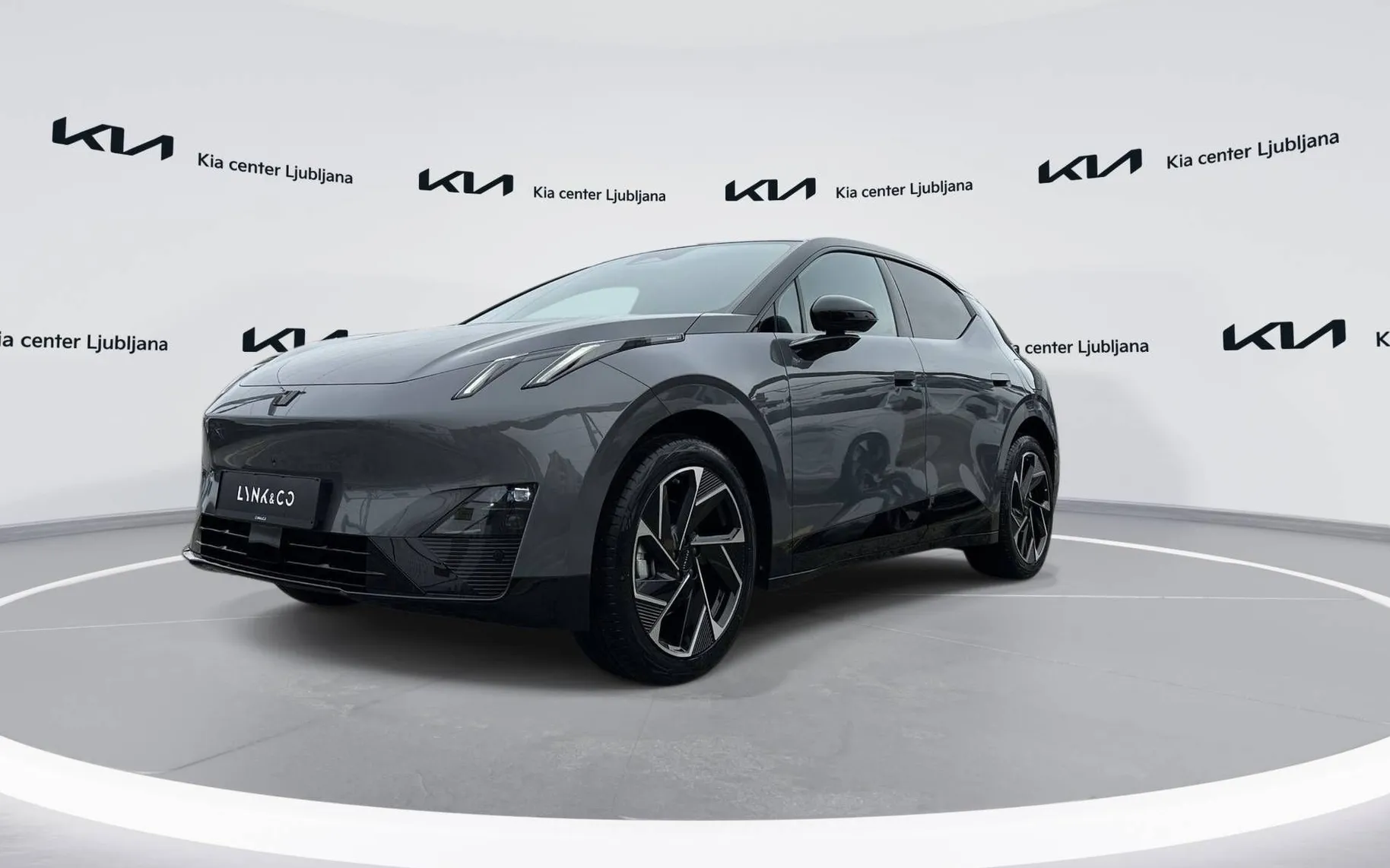 Zunanja slika - Lynk & Co 02 - More ugodna cena s subvencijo 6.500€ - 1