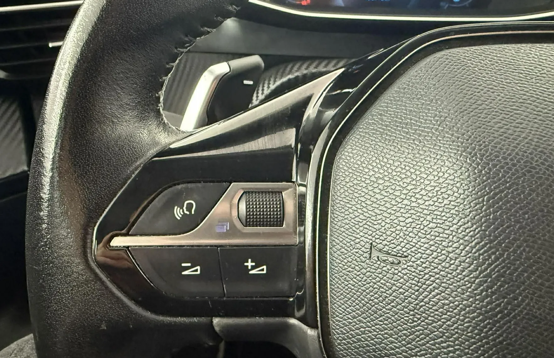 Zunanja slika - Peugeot 2008 - 1.5 BLUEHDI 130 ALLURE.KAMERA.LED.USNJE.NAVI.AUT. - 10