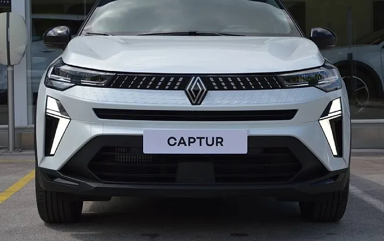 Zunanja slika - Renault Captur - TCe 90 techno-MY REVISION 4 LETA 80.000KM - 2