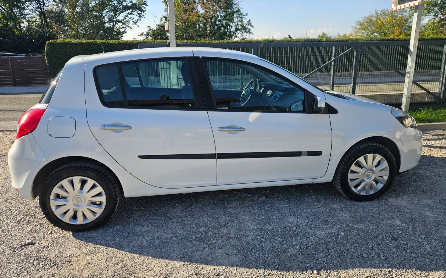 Zunanja slika - Renault Clio - 1.2 16V SLO KLIMA - 5