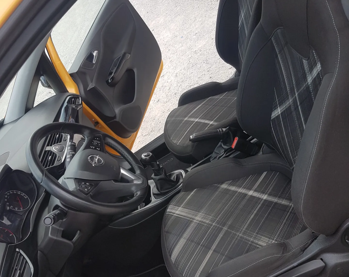 Zunanja slika - Opel Corsa - 1,4 Turbo Cosmo Start/Stop - 11