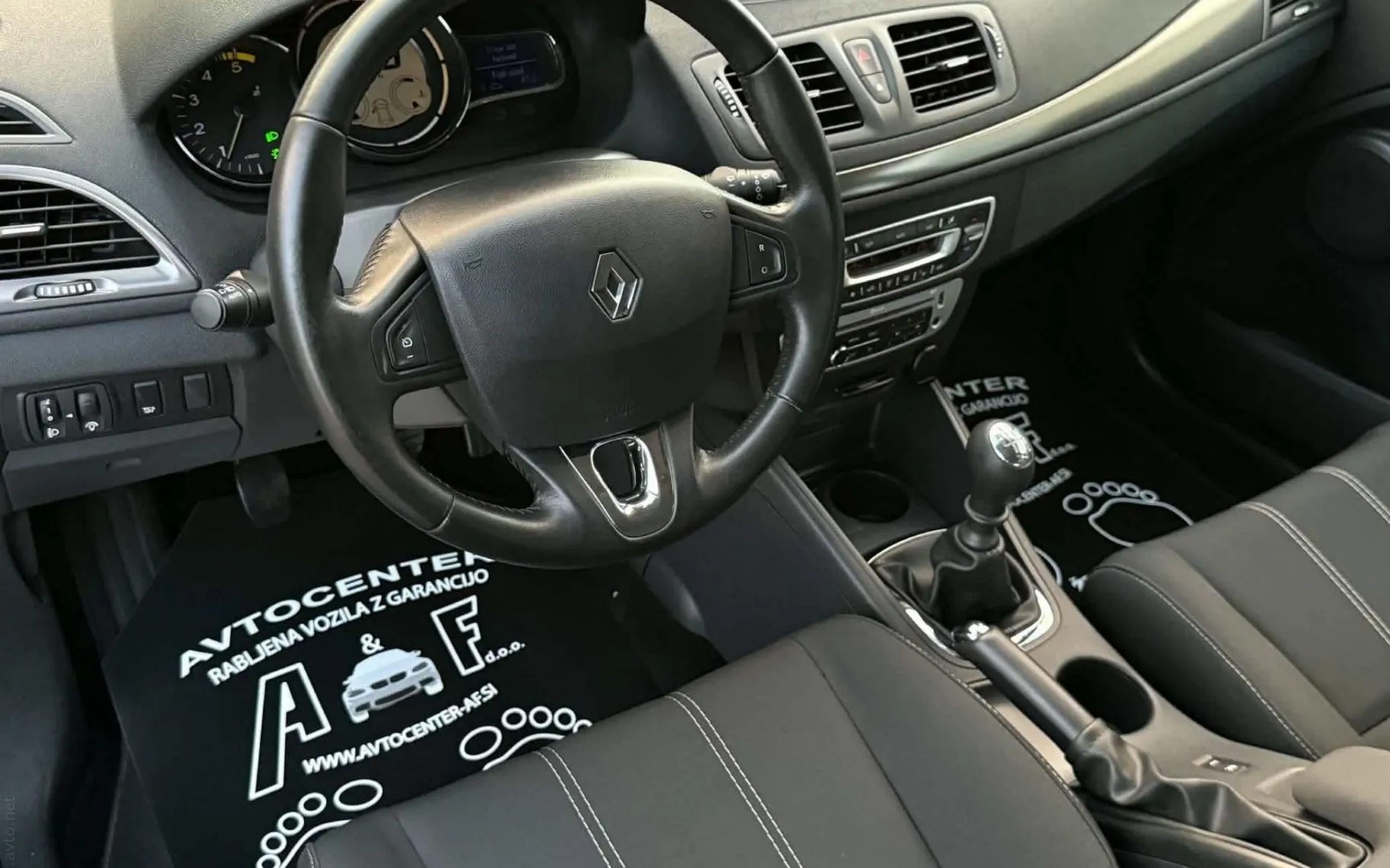 Notranja slika - Renault Megane - 1.5 DCI-160.000km-1 LASTNIK-LIZING ZA TUJCE- - 8