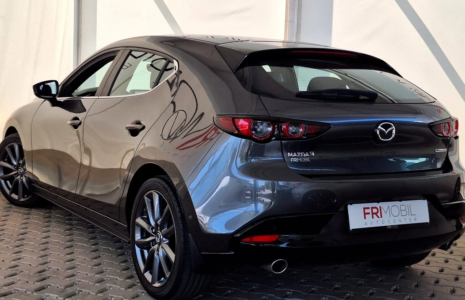 Zunanja slika - Mazda Mazda3 - Plus•KAM360•BOSE•XENON•MEMORY•HEAD-UP•ALU18COL• - 3