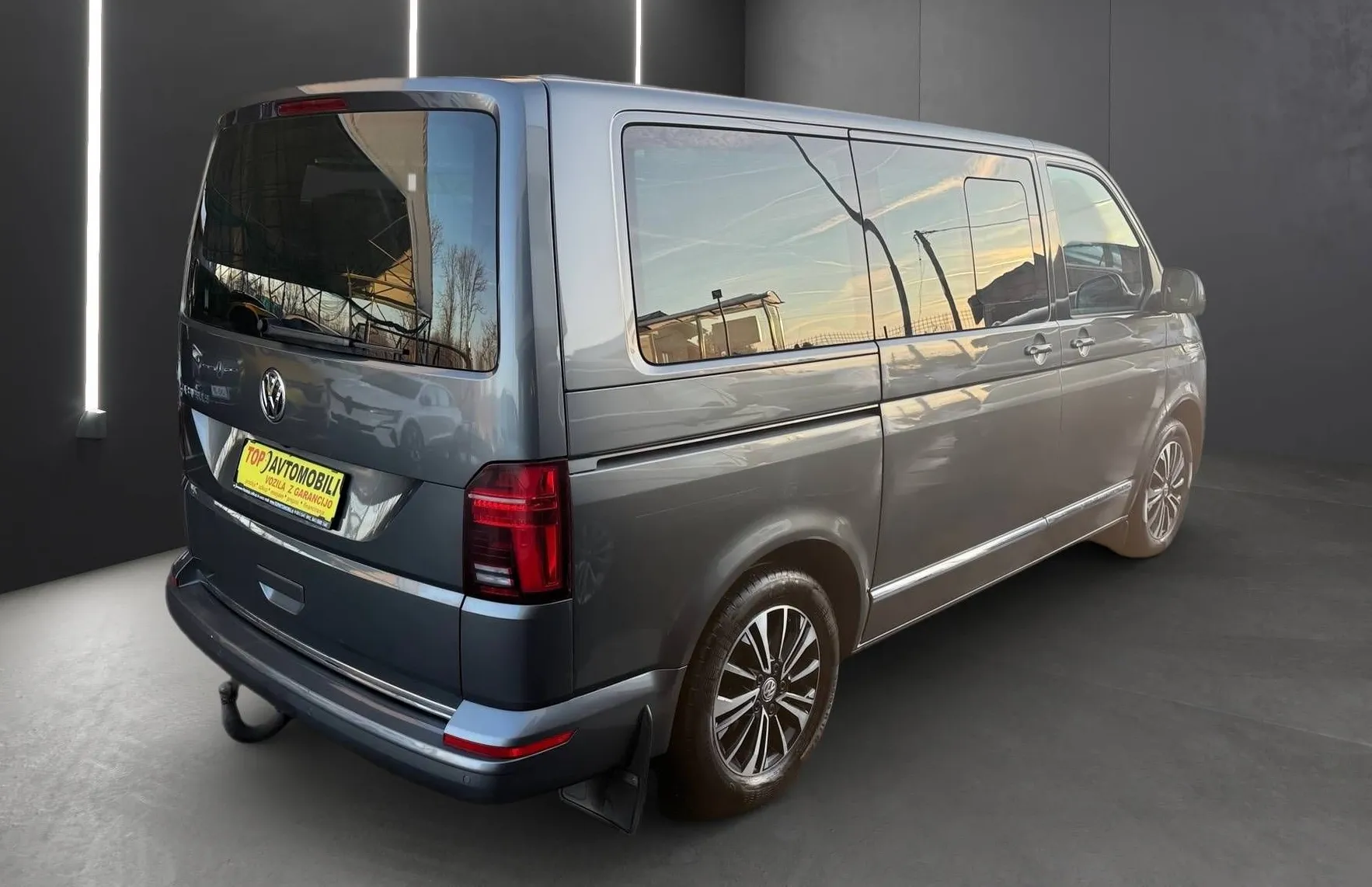 Zunanja slika - VW Caravelle - 2.0 TDI AUT. HIGHLINE RADAR FULL LED WEBASTO KAM.. - 8
