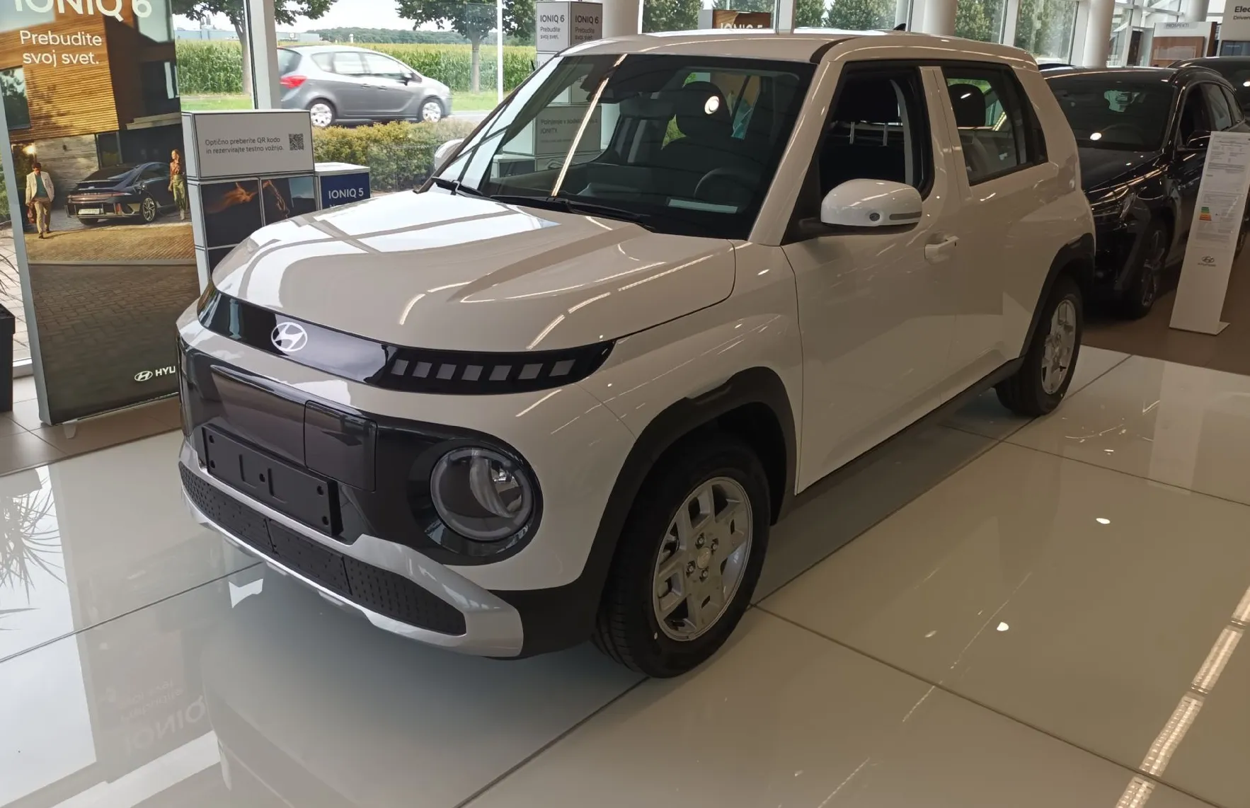 Zunanja slika - Hyundai Inster - 42 kWh - 2