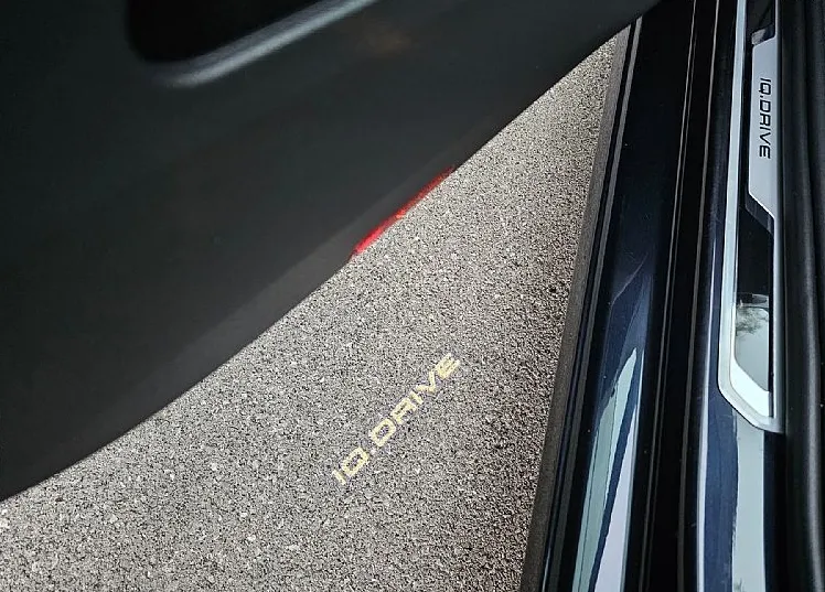 Zunanja slika - VW Golf - Variant 1.0 TSI-IQ.DRIVE-A.PARKIRANJE-2X.KLIMA-LINE.A-GR.S - 10