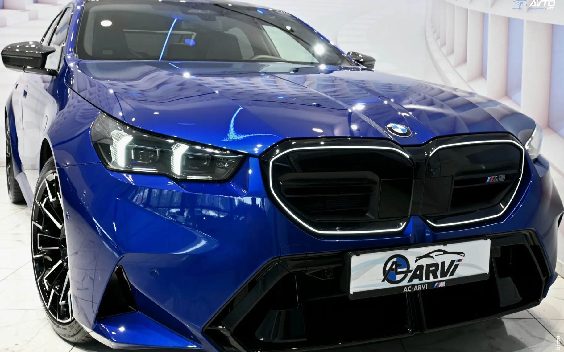 Zunanja slika - BMW Serija 5 - M5 AUT. - 1