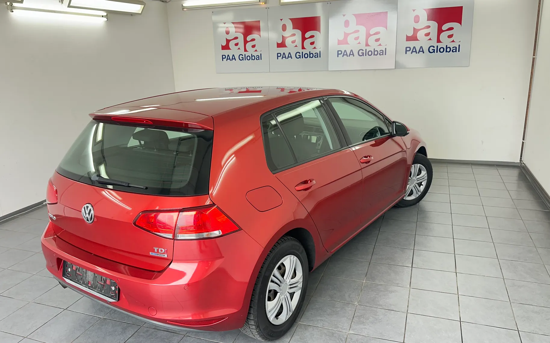 Zunanja slika - Volkswagen Golf - 1.6 TDI BMT,SLOVENSKI,166.000 KM,PRVI LASTNIK, - 11