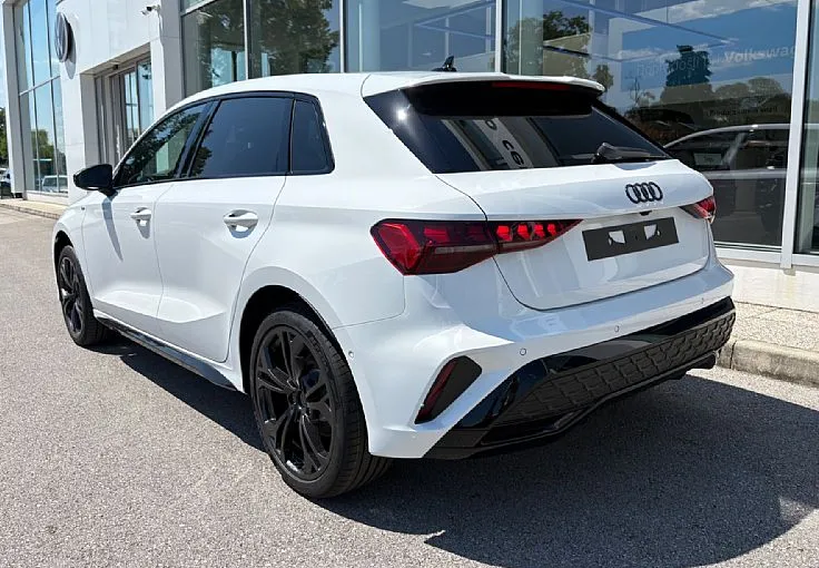 Zunanja slika - Audi A3 - Sportback 35 TFSI S line S tronic - 4