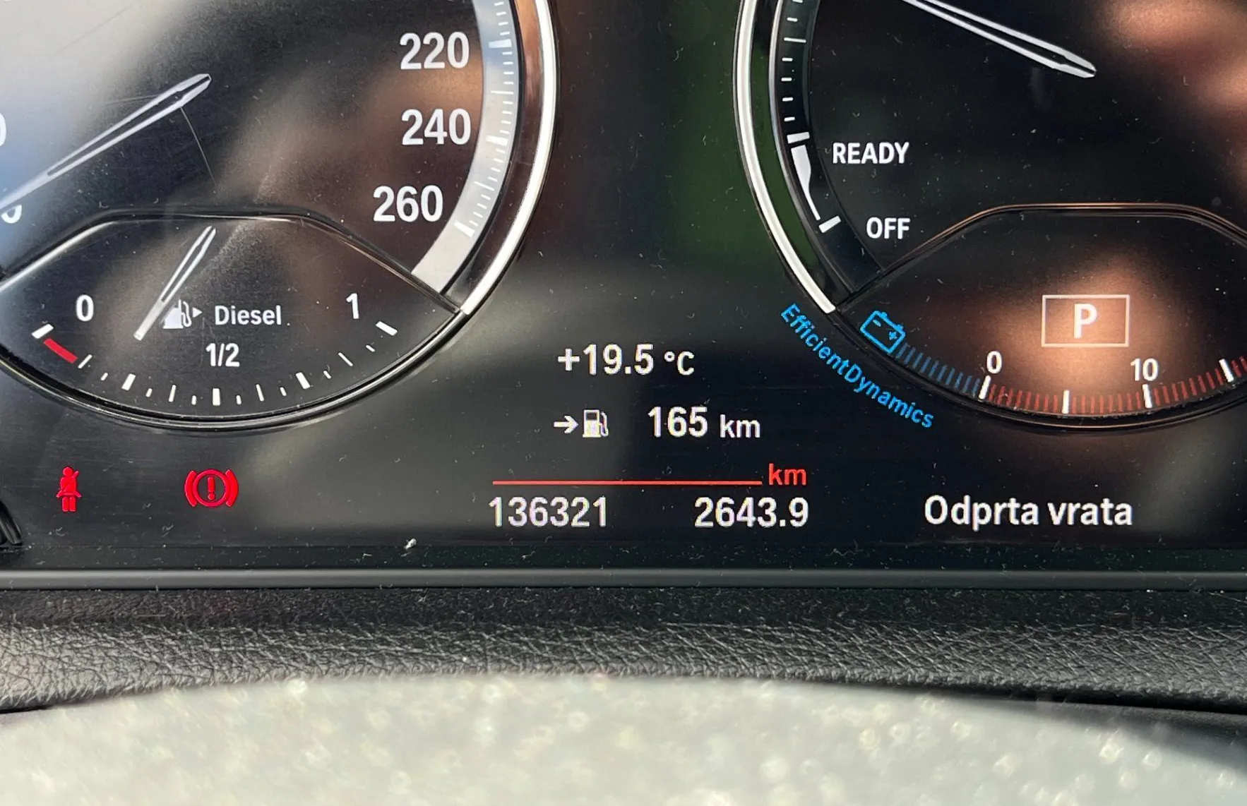 Zunanja slika - BMW Serija 1 - : 116d Sport Line AVT. LED. PANO. 2X PDC. TEMPOM. - 17